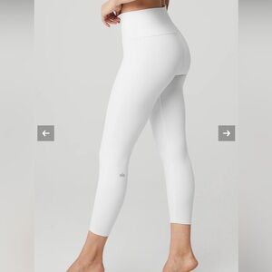Alo yoga white 7/8 airbrush legging XXS